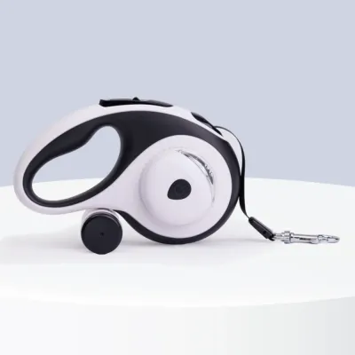 HiPet Рулетка для собак с Led фонарем и диспенсером, до 30 кг, ремень 5 м, черно-белый