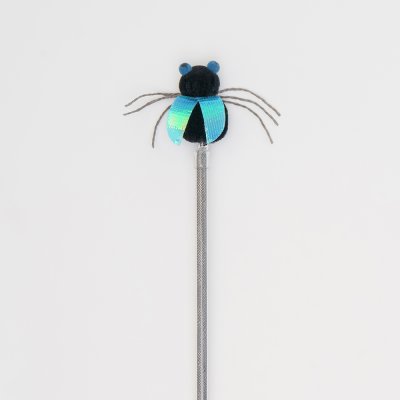 RURRI Игрушка-дразнилка для кошек Жук, игрушка 5,5 см, длина палки 31 см