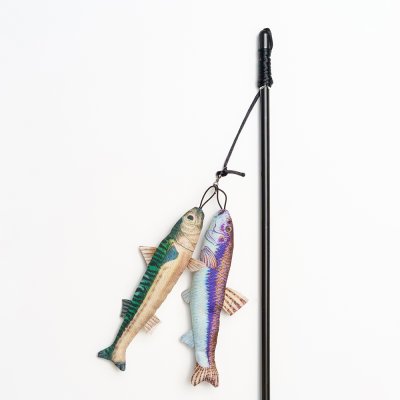 RURRI Игрушка для кошек Дразнилка Рыбки, игрушки-рыбки 15,5х2х4 см, длина палки 47 см
