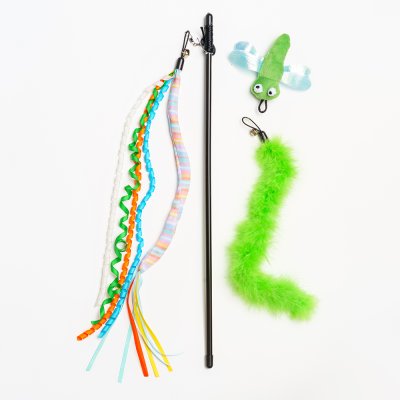RURRI Игрушка для кошек Дразнилка Насекомое, одна игрушка 10х4х2,5 см, две игрушки длиной 34 и 44 см, длина палки 47 см