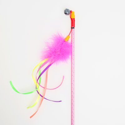 RURRI Игрушка для кошек Дразнилка Перо Алисия с лентой, 30 см, длина палки 52 см, длина веревки 40 см