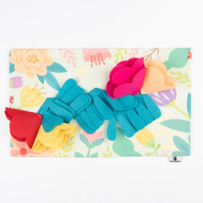 Нюхательный коврик для собак Mr.Kranch Цветочный луг 30х50см