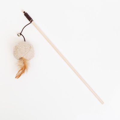 Petmax Игрушка для кошек Дразнилка с мячиком с перьями, длина палки 40 см, длина резинки 39 см, диаметр шарика 6 см