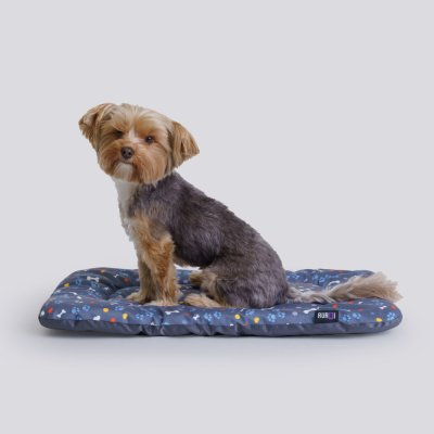 RURRI Матрас для кошек и собак мелких пород Косточки, 54х39х4 см, серый